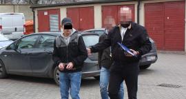 Sam sobie wypłacił należne mu wynagrodzenie, „przejm&hellip;