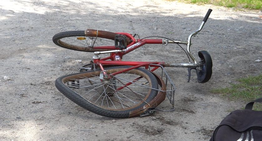 Pijany rowerzysta potrącony w Nowym Prażmowie. 