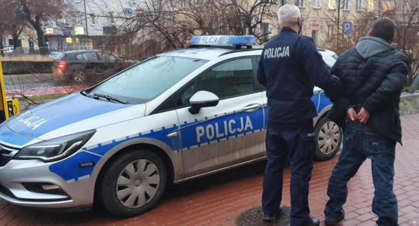 Znęcał się nad swoją matką