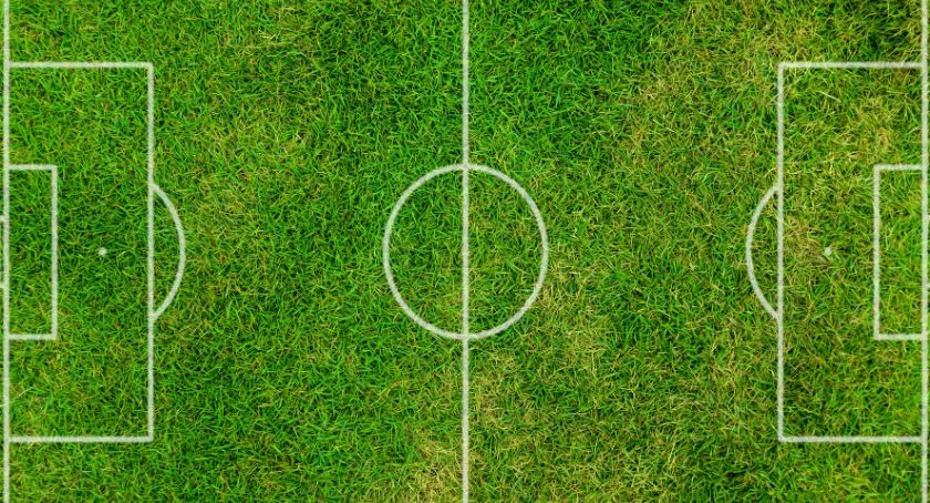 MKS Piaseczno vs KP Płomień Dębę Wielkie - mecz piłki nożnej w Piasecznie
