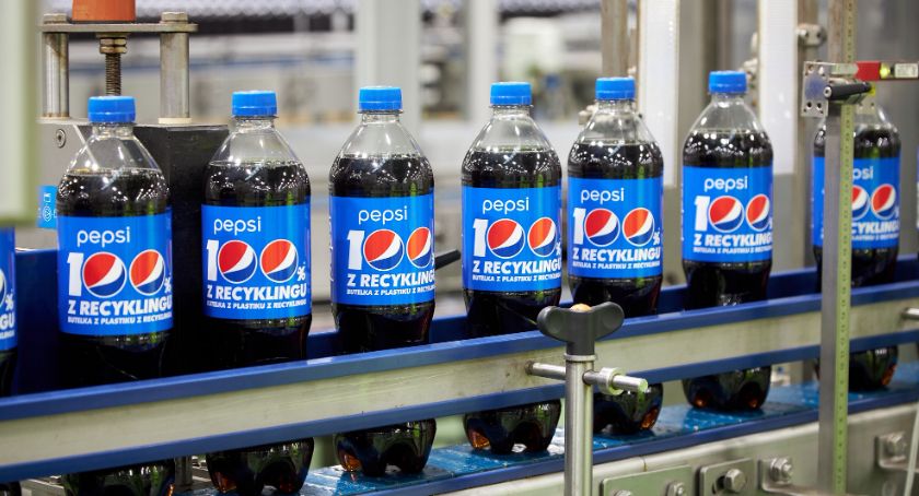 Pepsi dostępna w butelkach w 100% z recyklingu