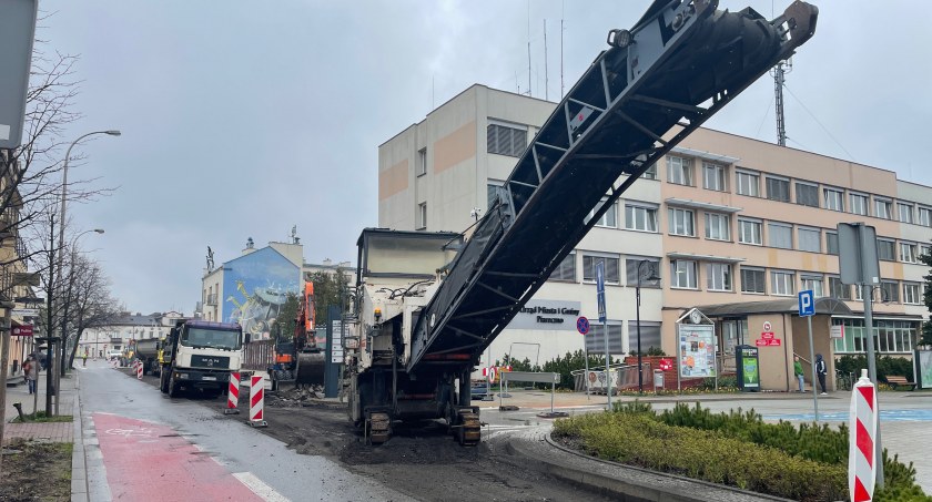 Ruszyła przebudowa kolejnego odcinka ulicy Puławskiej i Kościuszki