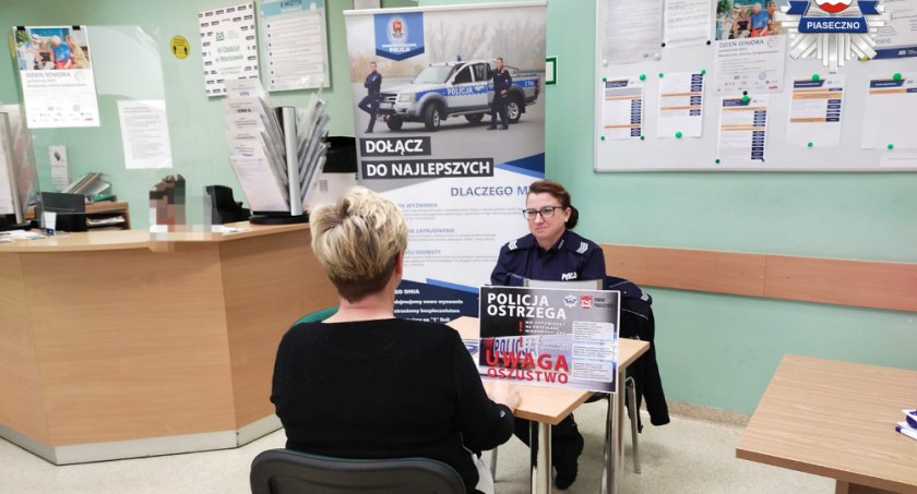 Policjantka rozmawiała o bezpieczeństwie seniorów na dyżurze eksperckim w ZUS