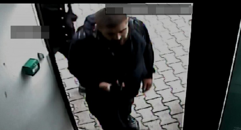 Rozpoznajesz tych mężczyzn? Pomóż policji ustalić kim są!