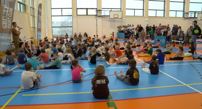 Mikołajkowe Zawody Sportowe dla Dzieci Santa Cup Grizzly Zamienie 2022