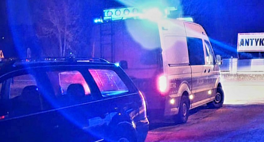 Z dozwoloną prędkością, ale za to wężykiem