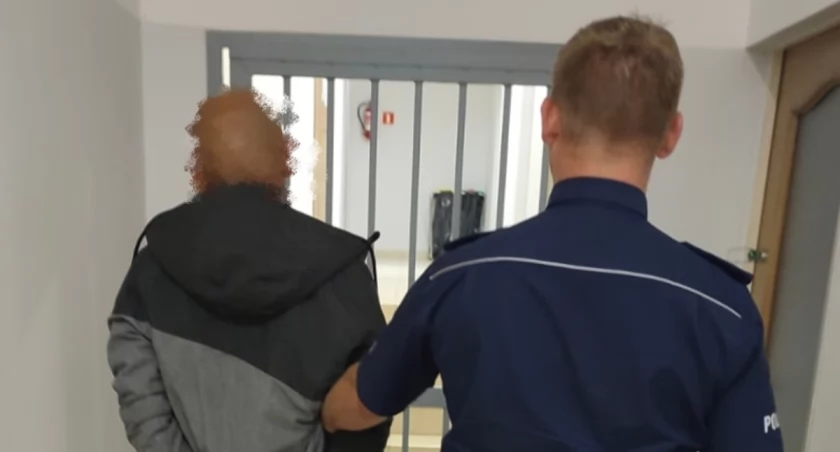 Poszukiwany przez dolnośląską policję został zatrzymany w Piasecznie