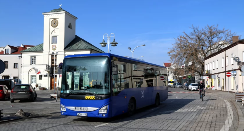 Komunikacja podczas Kiermaszu Wielkanocnego w Piasecznie