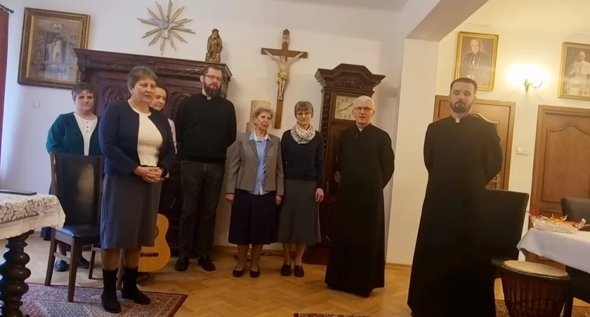 Życzenia na Wielkanoc 2024 płynące z Parafii Św. Anny w Piasecznie