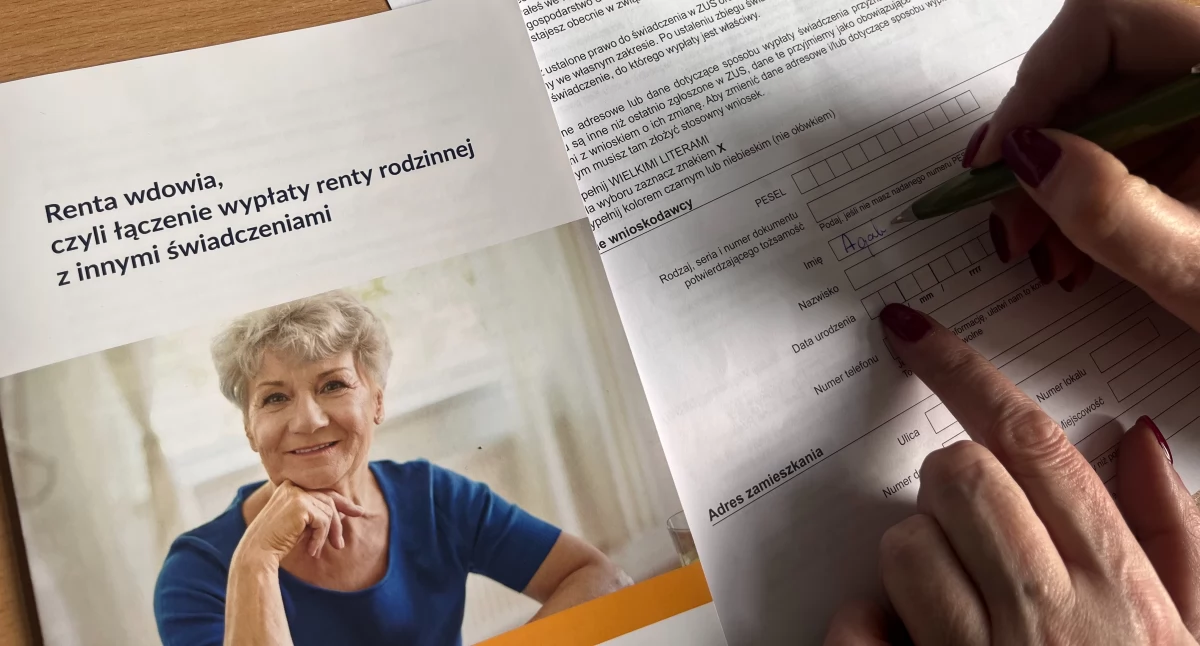 Sprawdź jak przygotować się do wizyty w placówce ZUS, aby złożyć wniosek o rentę wdowią