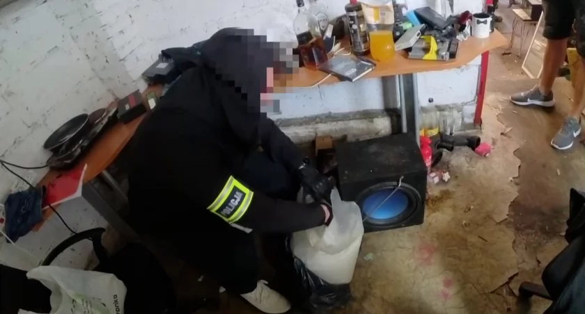 Piaseczyńscy kryminalni zabezpieczyli ponad 100 tysięcy porcji narkotyków