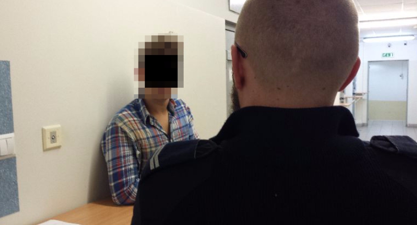 Pijany uciekał mercedesem przez pół Warszawy, skutecznego zatrzymania dokonali policjanci z piaseczy
