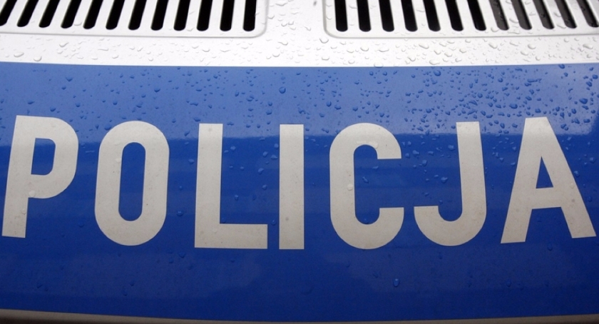 Policjanci szukają świadków incydentu w szkole