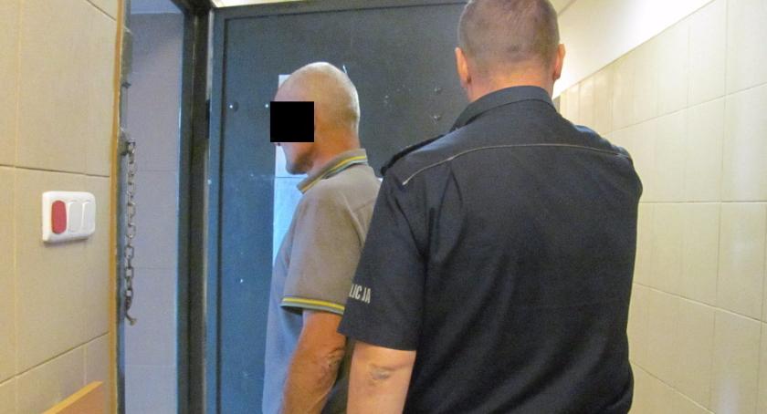 Spośród 6 nietrzeźwych kierowców, 4 było sprawcami kolizji. Niechlubny rekordzista miał 4,5 promila
