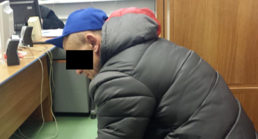 Poszukiwani listami gończymi trafili do celi