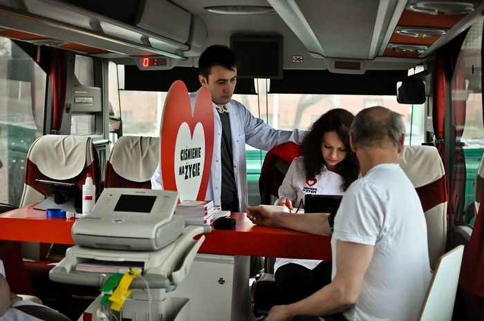 Bus kampanii Ciśnienie na życie zawita do Piaseczna