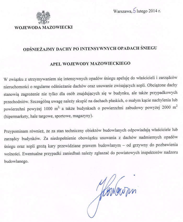 Odśnieżajmy dachy po opadach śniegu
