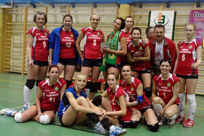 Zwycięstwo LKS Perły Złotokłos w trzech setach