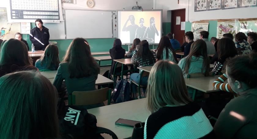 Narkotyki i Dopalacze Zabijają - zajęcia dla uczniów z Prażmowa