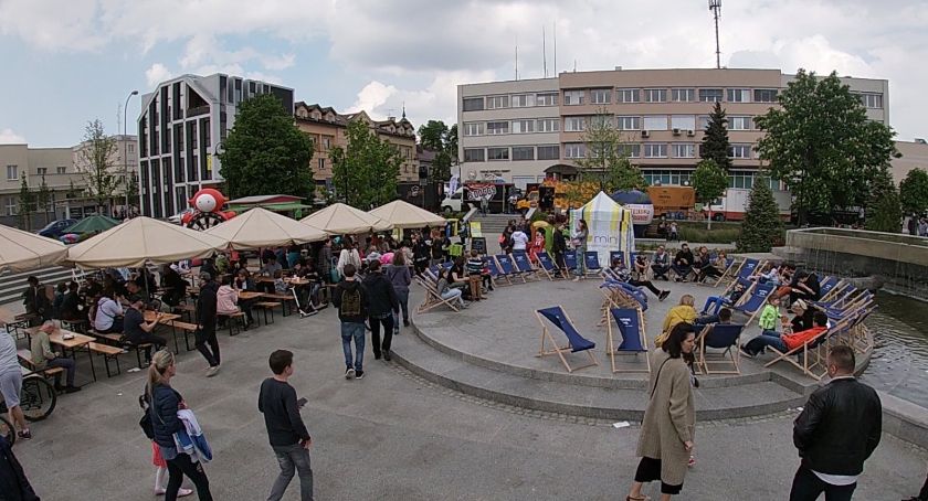 Weekend food trucków za nami. Skwer Kisiela przyjął tłumy.