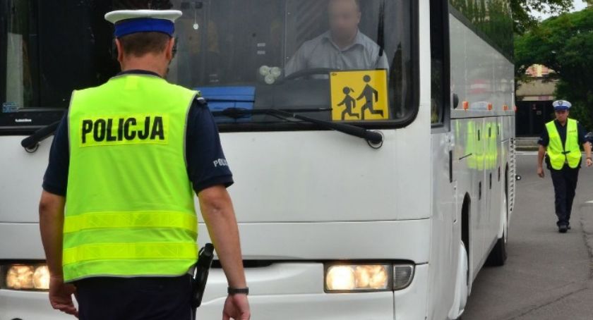 Piaseczno - kontrole autokarów podczas wakacji