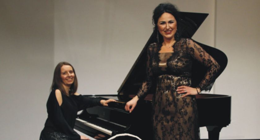 KARNAWAŁ Z OPERETKĄ
