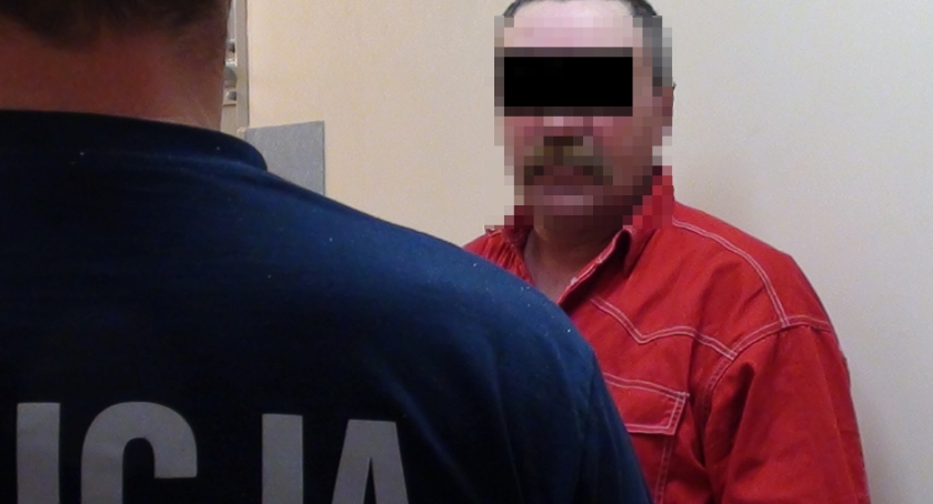  Zatrzymano 54- latka, który nachodził i groził managerowi restauracji