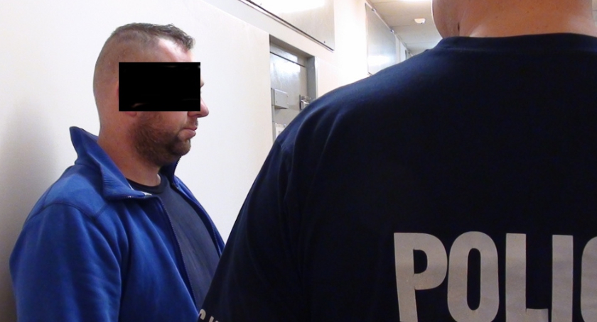 Nie zatrzymał się do kontroli drogowej- wpadł w ręce kryminalnych