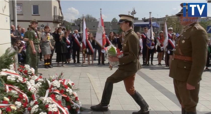 Uroczystości uchwalenia Konstytucji 3 Maja w Piasecznie. 