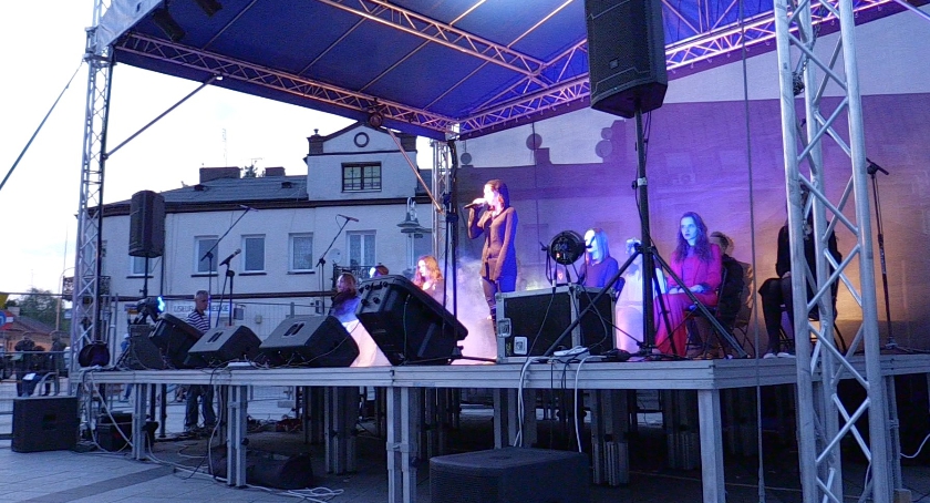 Koncert plenerowy “Protest i Nie Song-PRL-u”