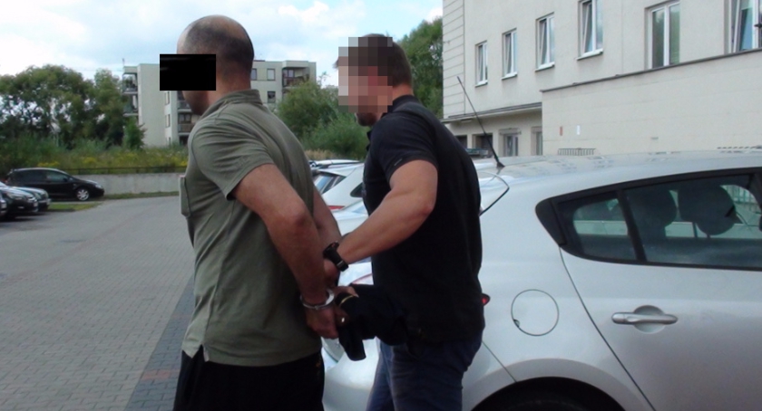 Poszukiwany czerwoną notą zatrzymany pod Piasecznem