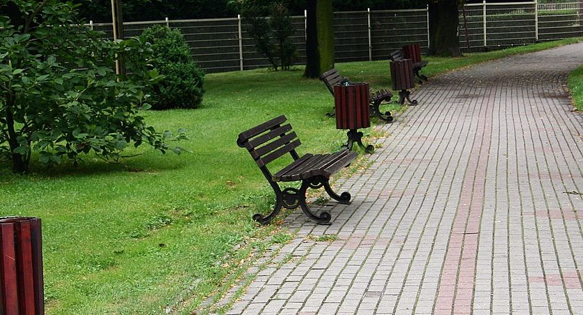 Policja szuka mężczyzny w sprawie brutalnego pobicia
