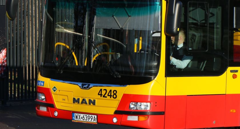 Zgubił się na pętli Niedźwiadek: nie wiedział jak się nazywa oraz gdzie się znajduje