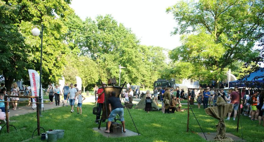 Piknik «Czerwiec ‘76» w Ursusie [GALERIA ZDJĘĆ]