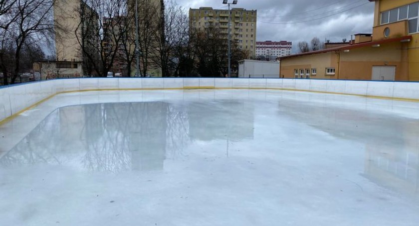 Przerwy w funkcjonowaniu lodowiska