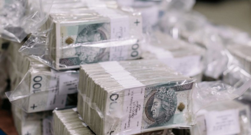 Gotówka a prywatność: Wpływ płatności cyfrowych na naszą intymność finansową