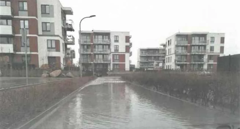 Wiecznie zalewana ursuska ulica