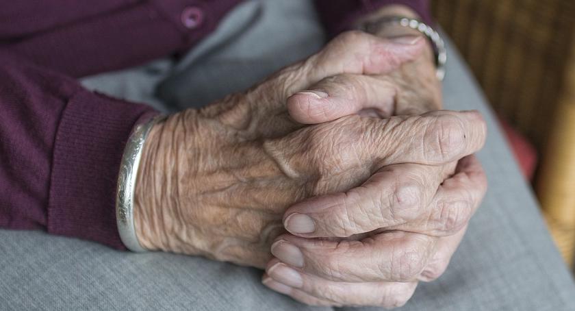 Znalazła sie zaginiona 81-letnia kobieta, która wyszła z domu i nie wiedziała jak wrócić