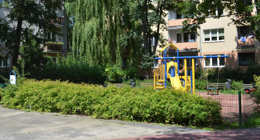 Plac zabaw przy ul. Obrońców Helu