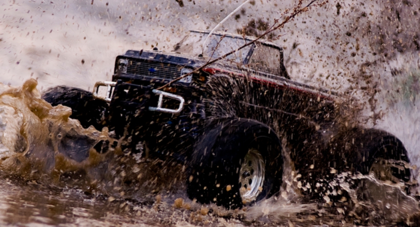 Monster Trucki na osiedlu Nowy Ursus