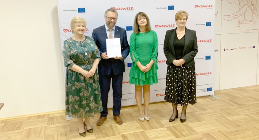 Wsparcie nauki zdalnej dla SP w Otrębusach