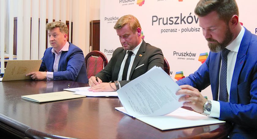 Budowę drogi gminnej łączącej ulicę Piastowską z ulicą Dolną w Brwinowie