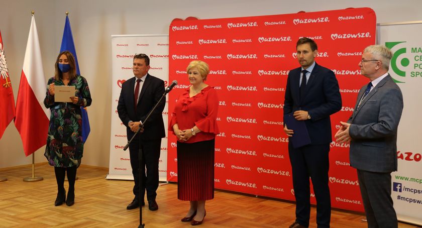 Samorząd Mazowsza sfinansuje szkolenia dla kierowców. Rozpoczyna się nabór w Warszawie