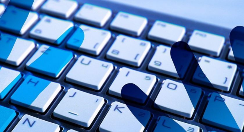 Wzrost kradzieży internetowych spowodowanych koronawirusem