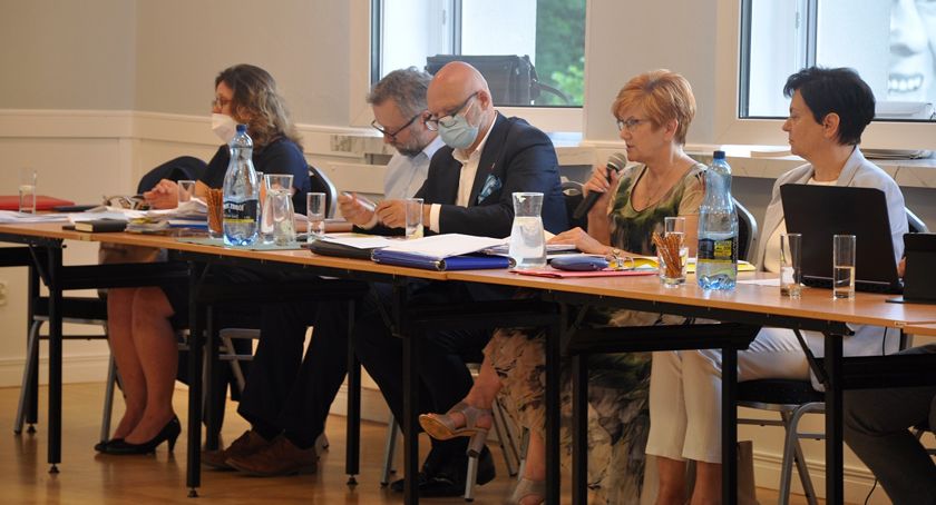 Wotum zaufania i absolutorium dla burmistrza gminy Brwinów