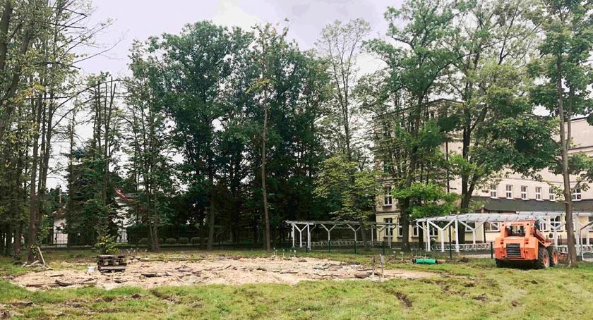 Będzie nowy plac zabaw przy brwinowskiej Dwójce