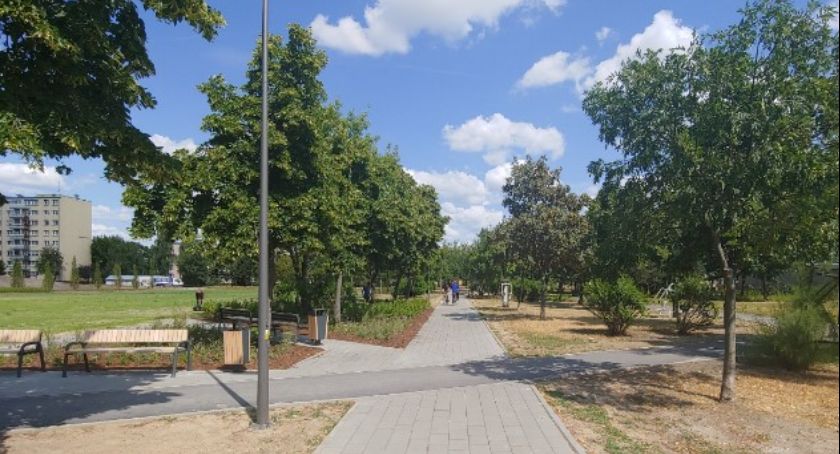 Park czy parking? Mieszkańcy Piastowa wnioskują do Burmistrza w obronie Parku Niepodległości