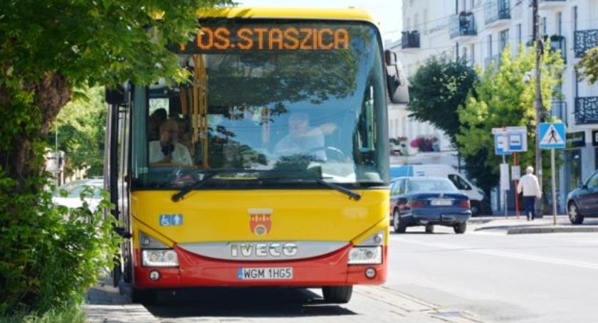 Autobusy w Pruszkowie 1 listopada