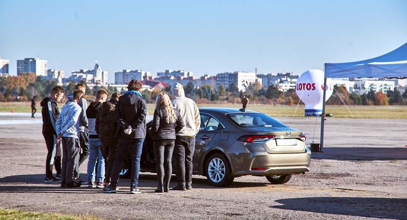 Na torze Lotniska Babice - Bemowo odbył się trening z „Mistrzami w drodze”