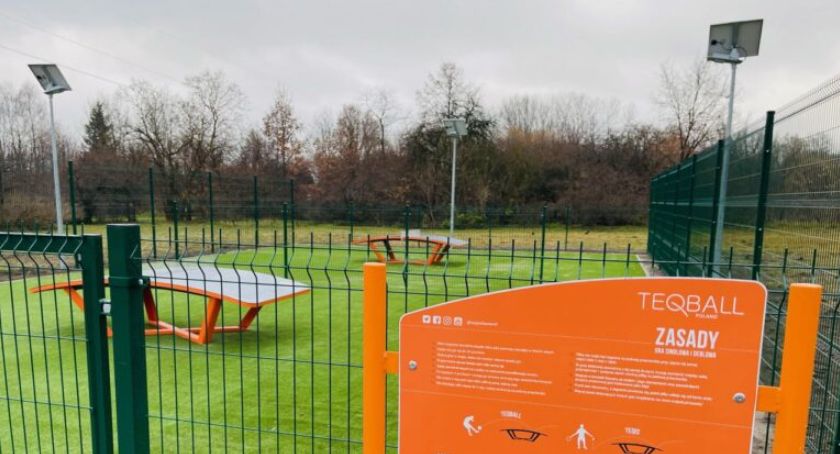 Zrealizowane z Budżetu Obywatelskiego Pruszkowa dwa nowoczesne boiska do gry w Teqball 